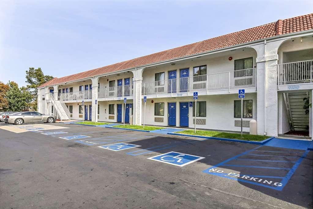 Motel 6-Pinole, Ca מראה חיצוני תמונה