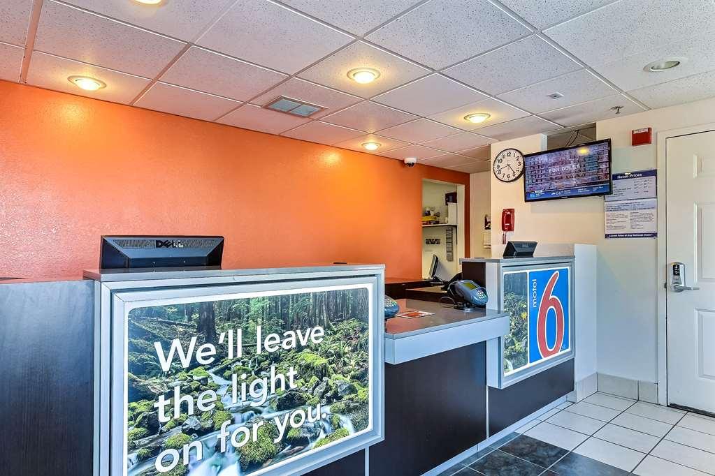 Motel 6-Pinole, Ca מראה פנימי תמונה