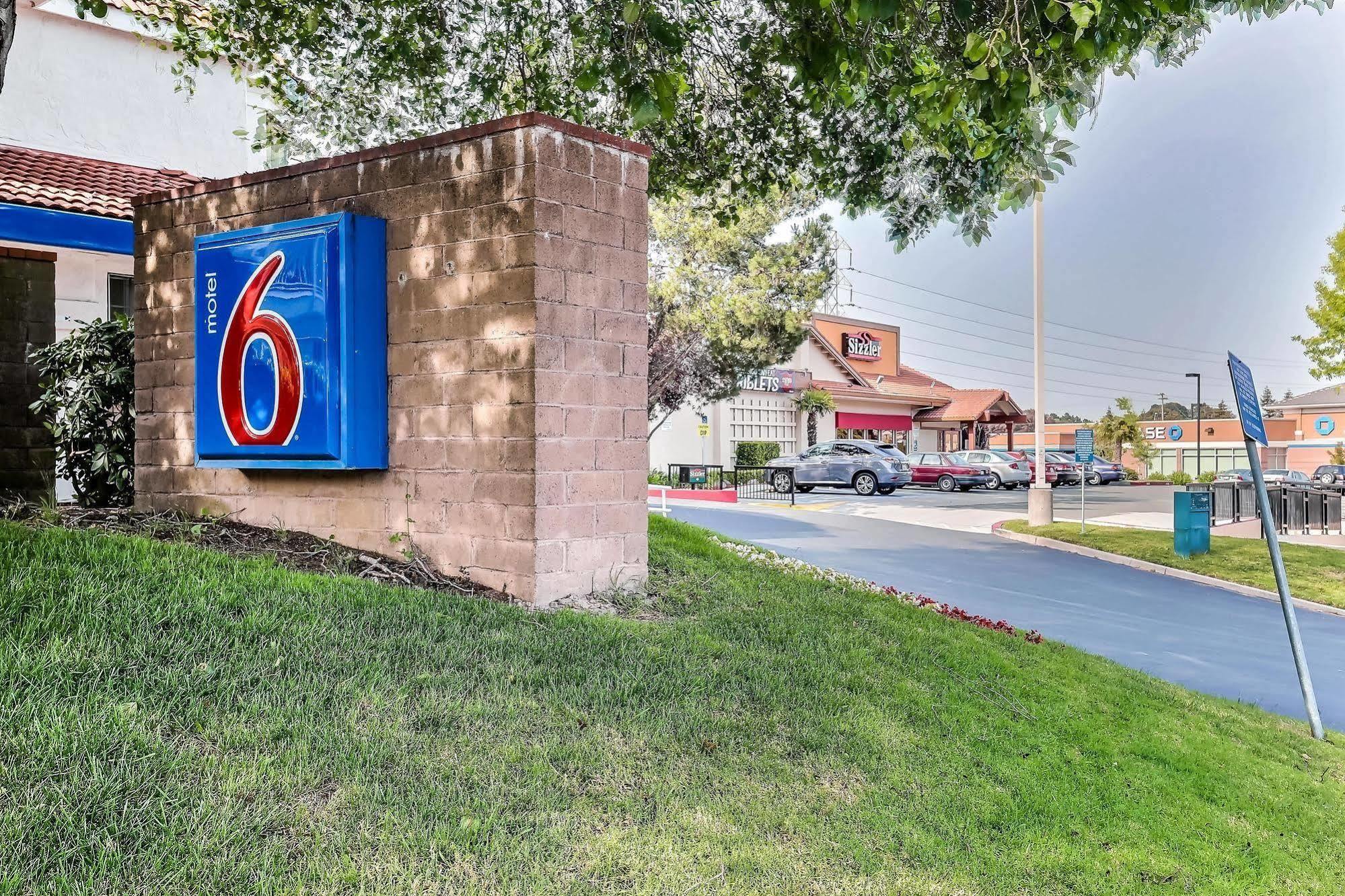 Motel 6-Pinole, Ca מראה חיצוני תמונה