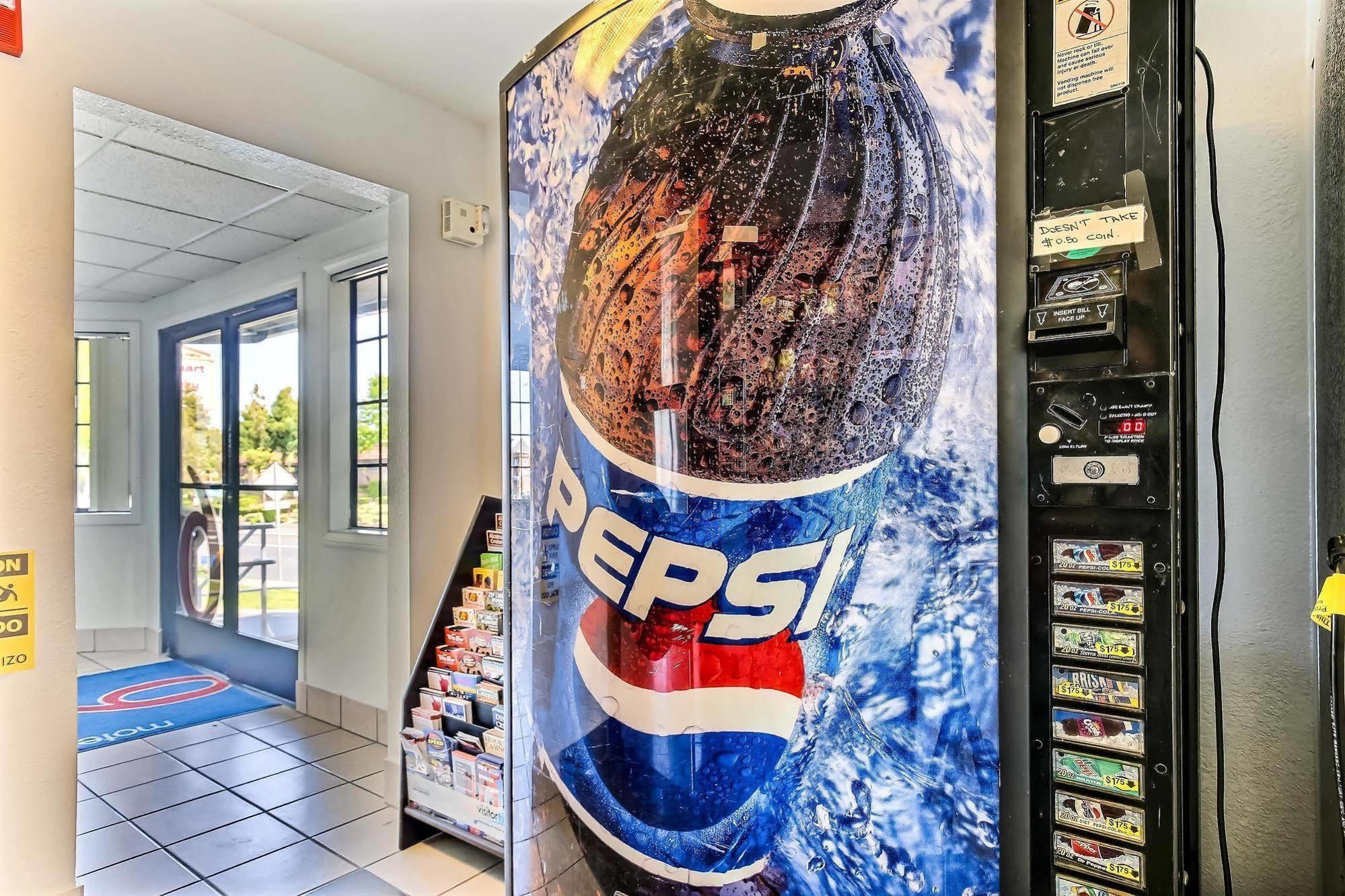Motel 6-Pinole, Ca מראה חיצוני תמונה