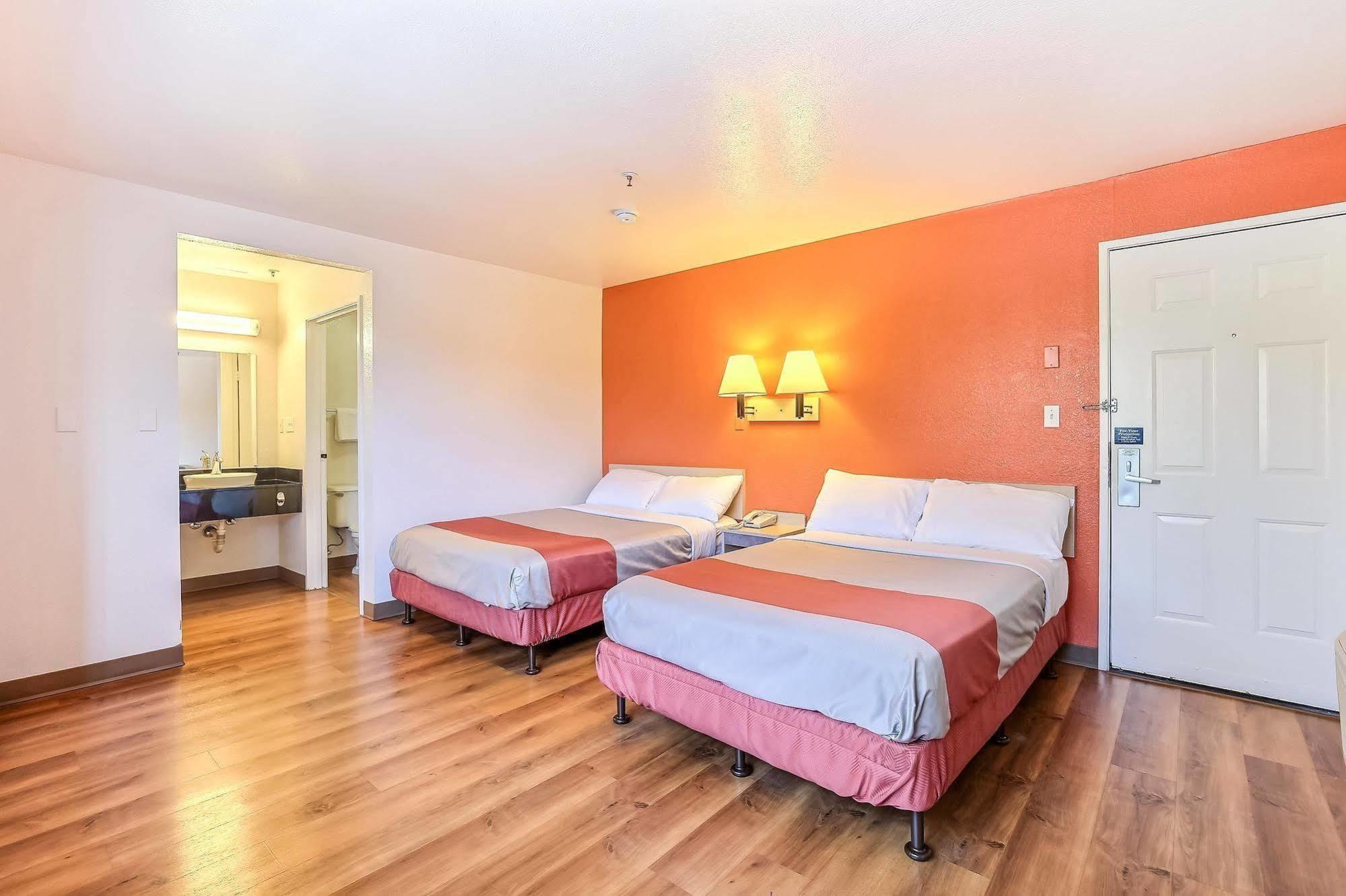 Motel 6-Pinole, Ca מראה חיצוני תמונה