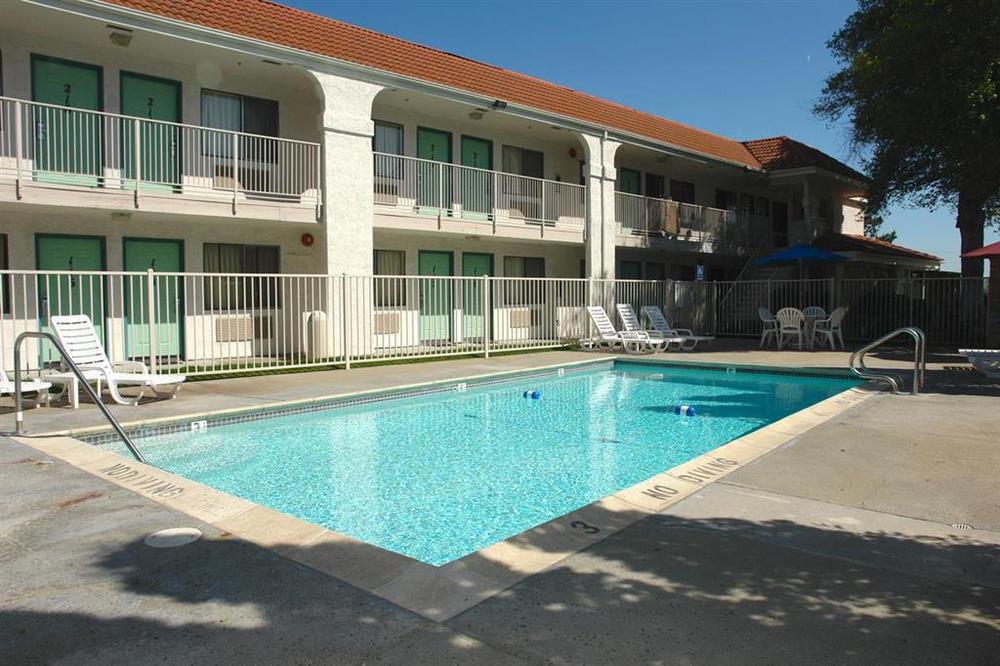 Motel 6-Pinole, Ca מראה חיצוני תמונה